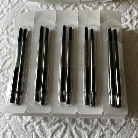 New Brushes for Application - Picture 3 of 7